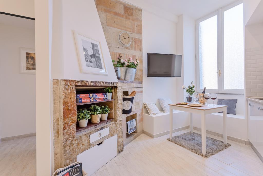 Townhouse By The Spanish Steps Rzym Pokój zdjęcie