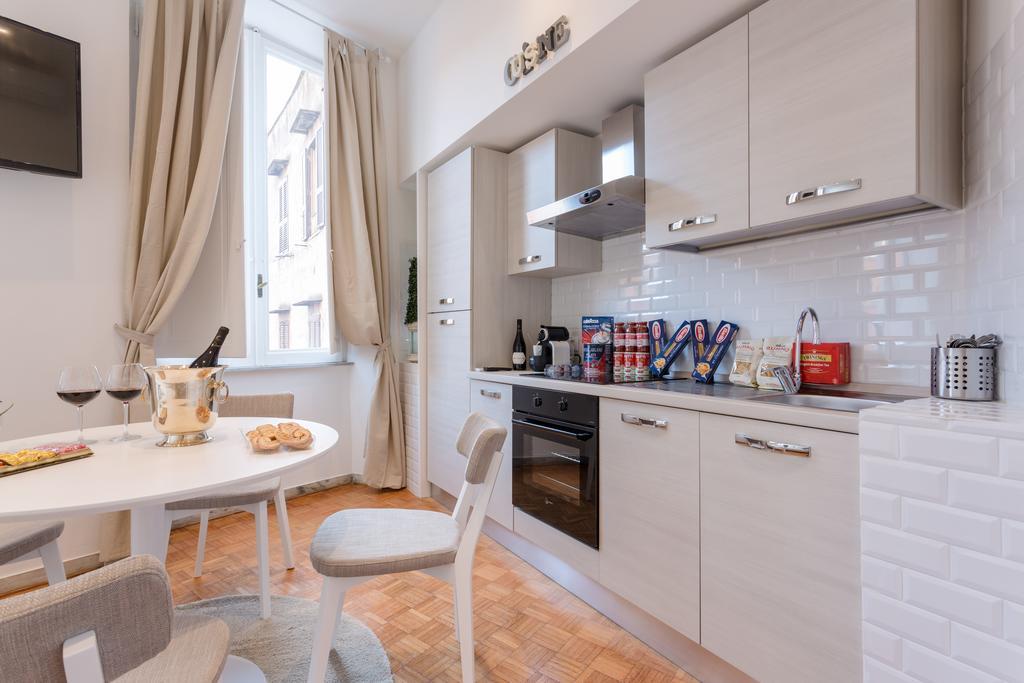 Townhouse By The Spanish Steps Rzym Pokój zdjęcie