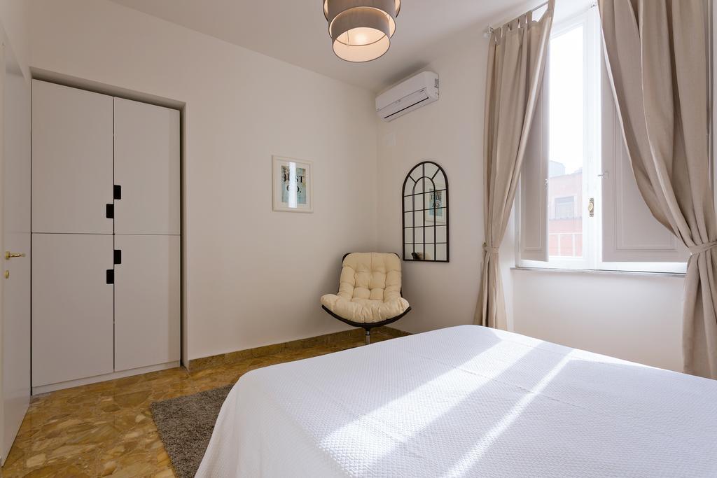 Townhouse By The Spanish Steps Rzym Pokój zdjęcie